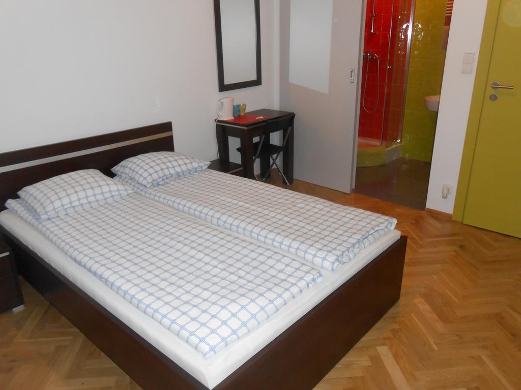 Lux Hostel - Z Prywatnymi Lazienkami Γκντίνια Δωμάτιο φωτογραφία